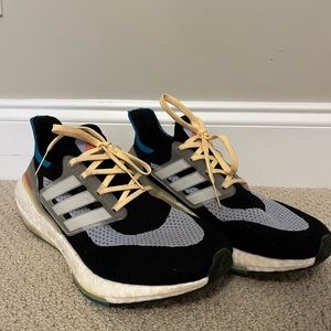 Women’s Adidas Ultraboost 21